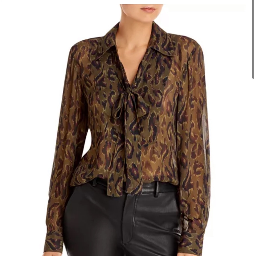 Derek Lamb 10 Crosby Blouse